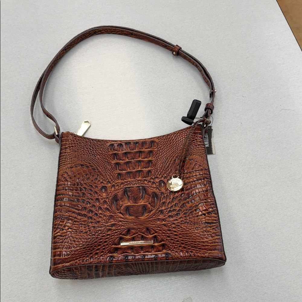 Elegant Brown Crocodile-Embossed Women's Bag